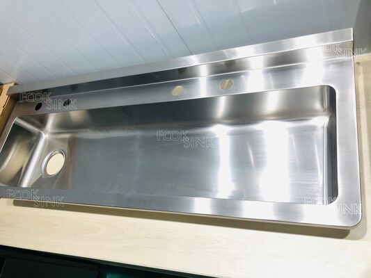 Di luar ruangan Baja tahan karat industri Long Hand Washing Trough Sink Tank Metal Hand Wash Basin Untuk Pabrik Lokakarya Restoran Dapur